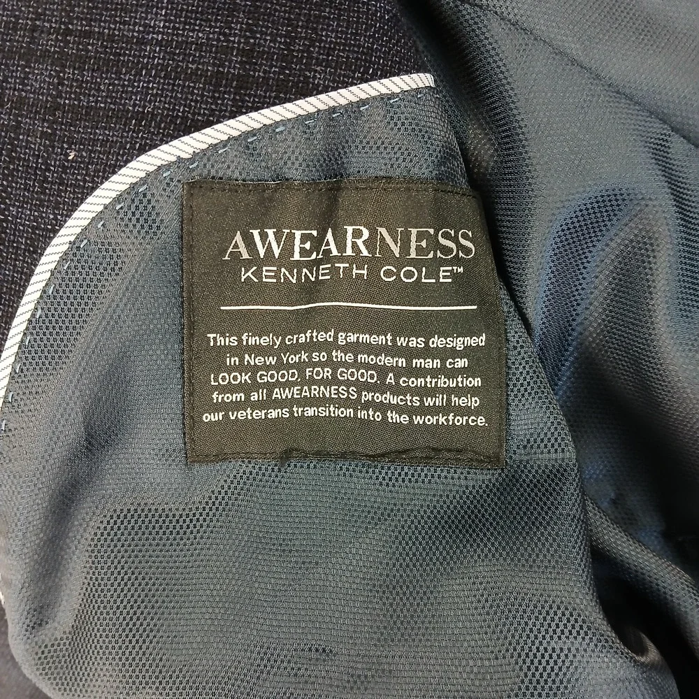 Kenneth Cole Awareness 46S Mens Blazer Jacket 21x29 Lightweight ***Fits A 42S **